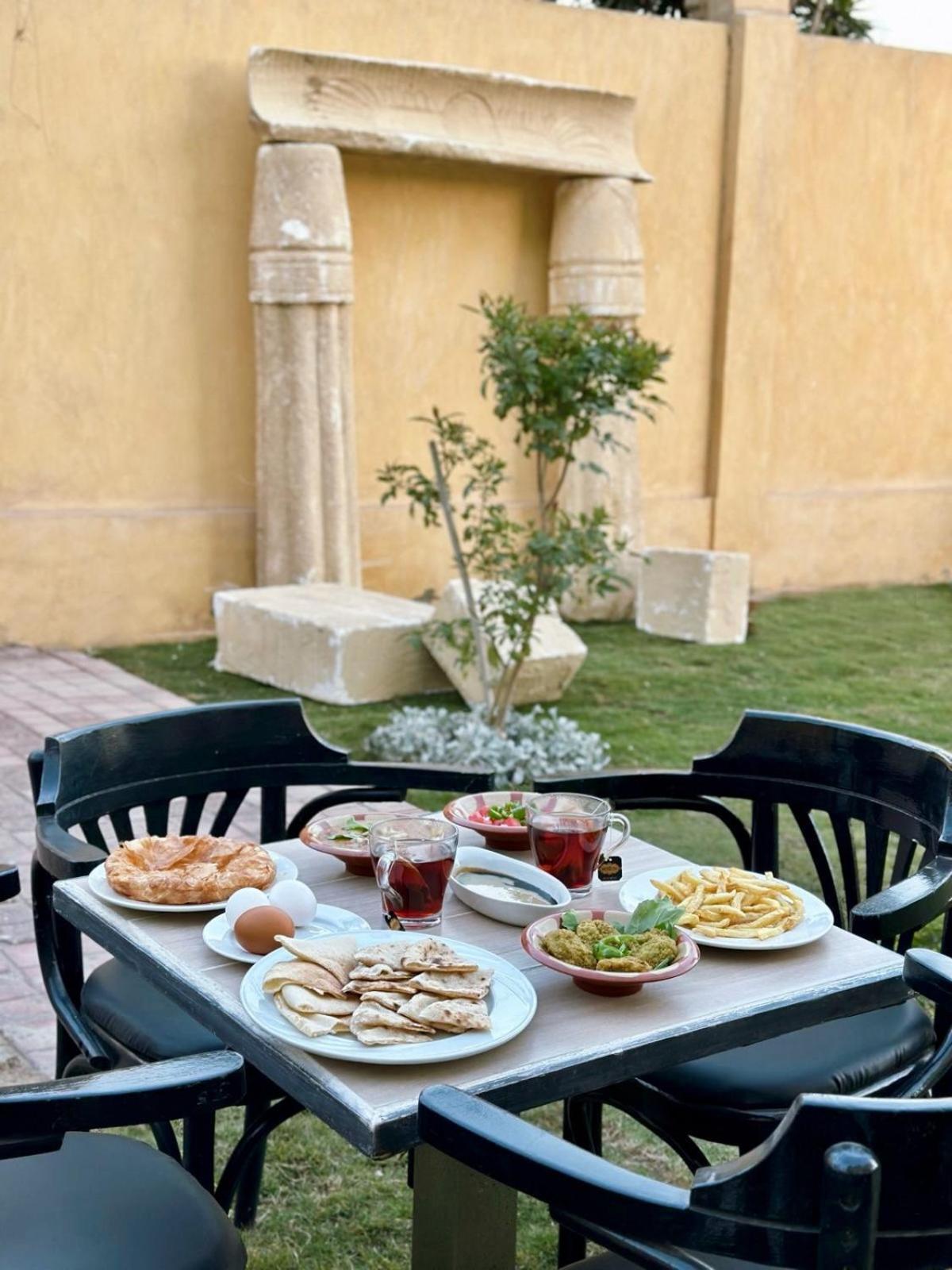 K Boutique Hotel Medspa-Pyramids & Grand Egyptian Museum Ghatati ภายนอก รูปภาพ