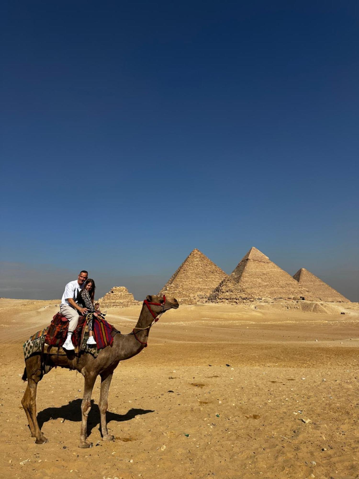 K Boutique Hotel Medspa-Pyramids & Grand Egyptian Museum Ghatati ภายนอก รูปภาพ